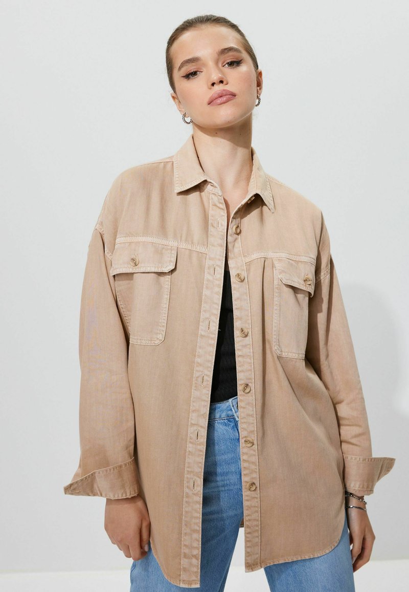 Next - Overhemdblouse - light brown, Vergroten