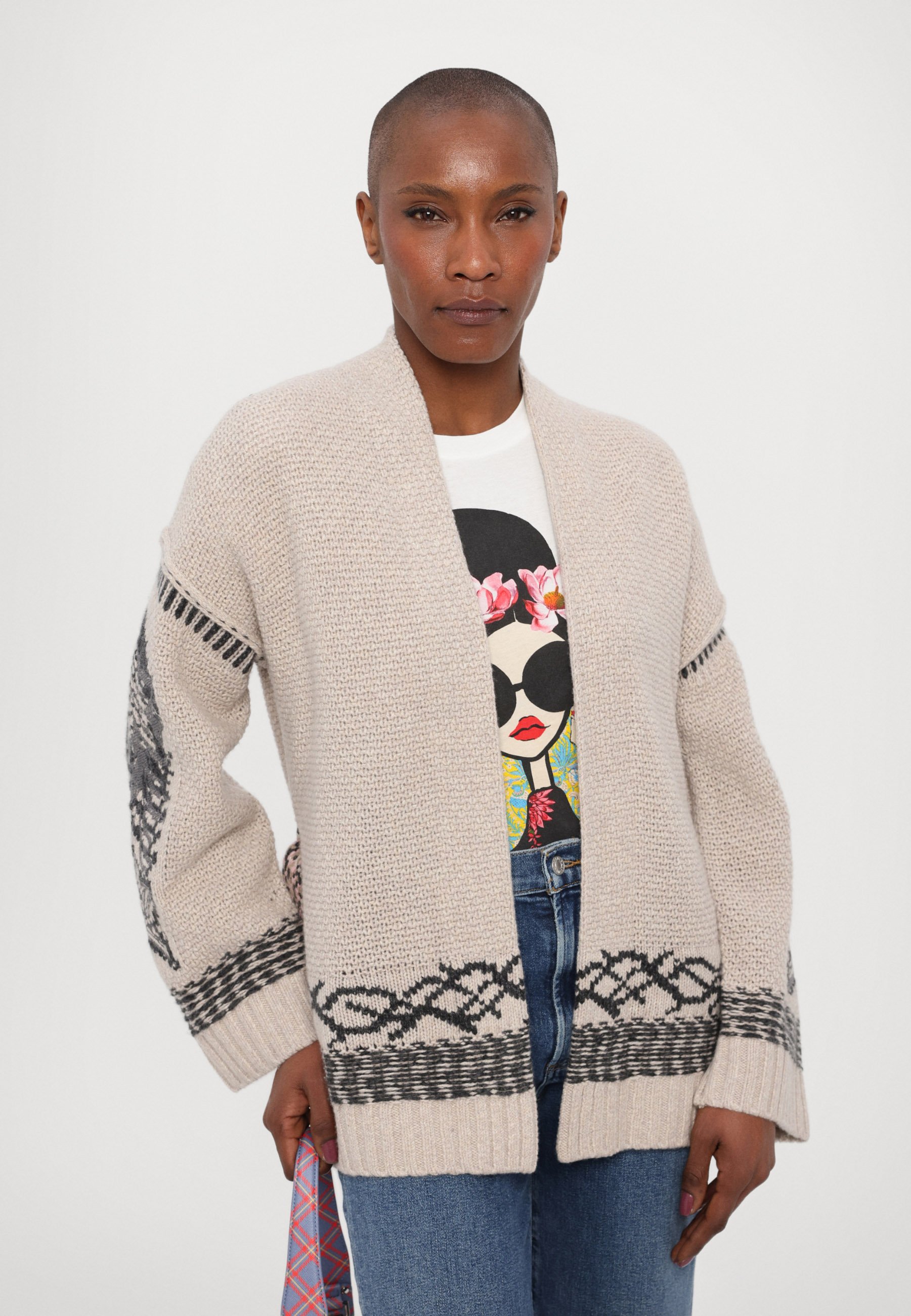 zadig & voltaire　ベージュニット Zadig & Voltaire Miss CP Skull Cashmere Sweater (Creme
