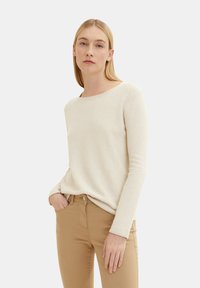 TOM TAILOR MIT RUNDHALSAUSSC - Strickpullover - beige