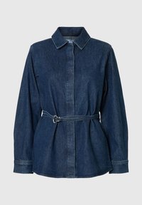 Giacca in denim blu scuro con collo, maniche lunghe, vita con cintura e chiusura a bottoni. Tessuto morbido e forma sagomata.
