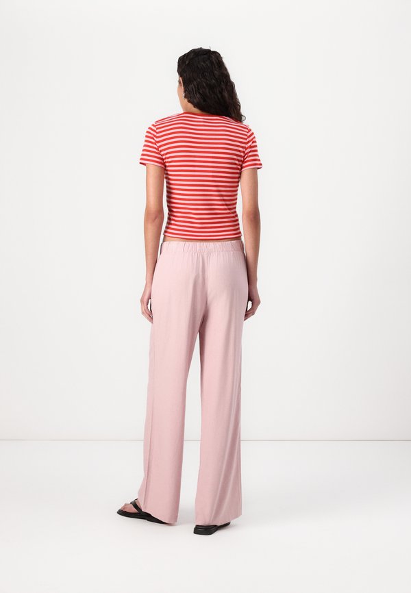 ONLCARO PULL UP PANT - Trousers - violet ice3