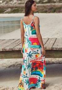 Next REGULAR FIT- TRAPEZE SHAPE RUCHED - Haljina od žerseja - white