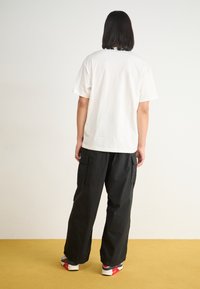 Obey Clothing DEVON GIANT PANT - Kapsáče - digital black