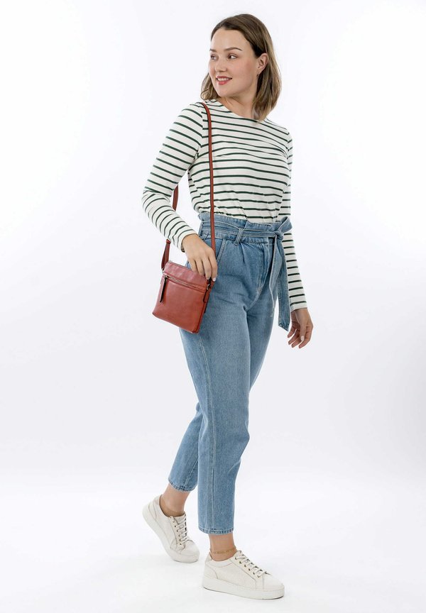 EMMA - Umhängetasche - amber