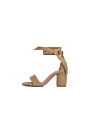 SELENA - Sandalen - camel