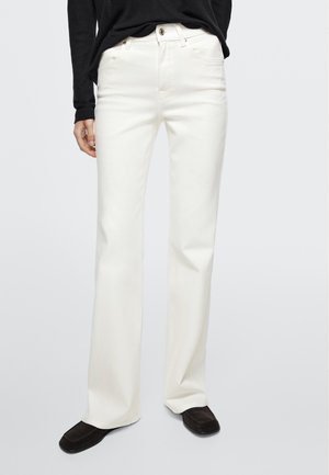 Massimo Dutti SKINNY BELL BOTTOM - Jeans Skinny Fit - white