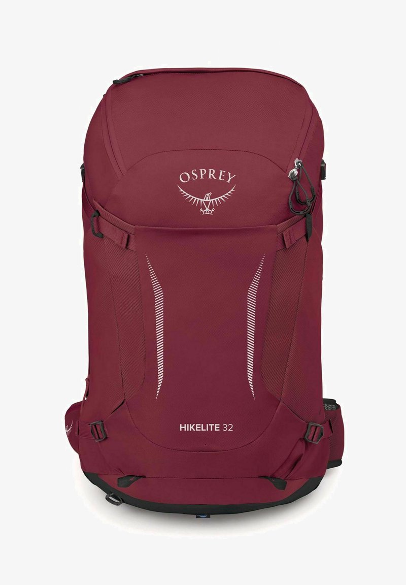 Hikelite 32 rugzak in diep rood, met een afgeronde bovenkant, ritsluiting, logo en mesh accenten voor ventilatie. Inclusief verstelbare banden.