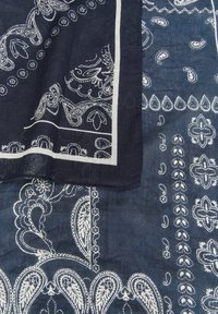 Part Two LOUI - Ruta - navy graphic paisley