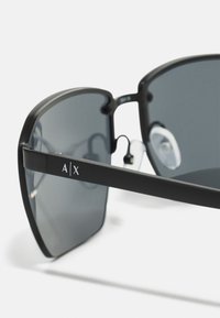 Armani Exchange Ochelari de soare - matte black