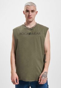Rocawear NEXTONE TANK - Tops - olive