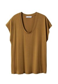 T-shirt à manches courtes de couleur jaune moutarde avec un décolleté large et profond. Fabriqué en tissu doux et léger avec une silhouette décontractée.