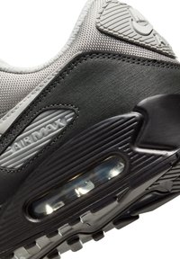 Nike Sportswear AIR MAX - Zapatillas - anthracite photon dust- smoke grey lt smoke grey black