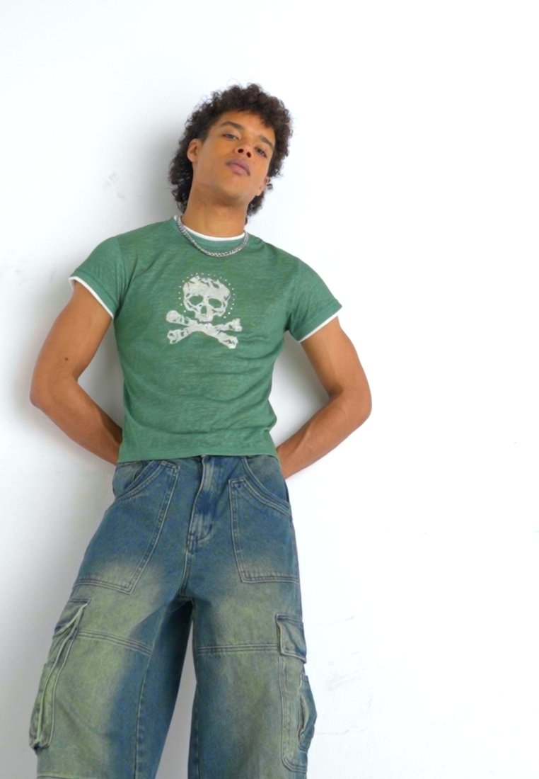 jaded Tシャツ Jaded London SKULL AND CROSS BONES - Print T-shirt - green