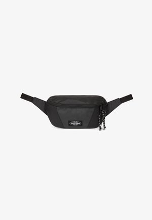 Schwarze Eastpak-Gürteltasche mit Reißverschluss, verstellbaren Trägern und kleinem Logo-Patch vorne.