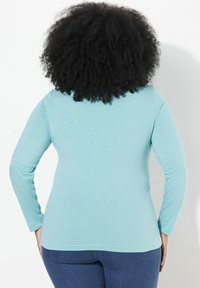 Ulla Popken ROLLKRAGEN - Langarmshirt - mint green