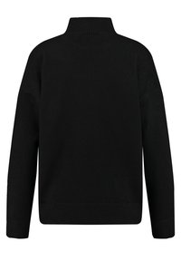 Schwarzer Strickpullover mit hohem Kragen, überschnittenen Schultern und lockerer Passform. Glatte Textur sowie gerippte Bündchen und Saum.