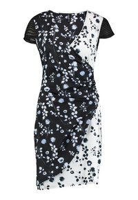 Vestido envolvente floral con paneles en blanco y negro, cortas mangas tipo capa y una malla texturizada negra en los hombros. El patrón incluye flores azules y blancas.