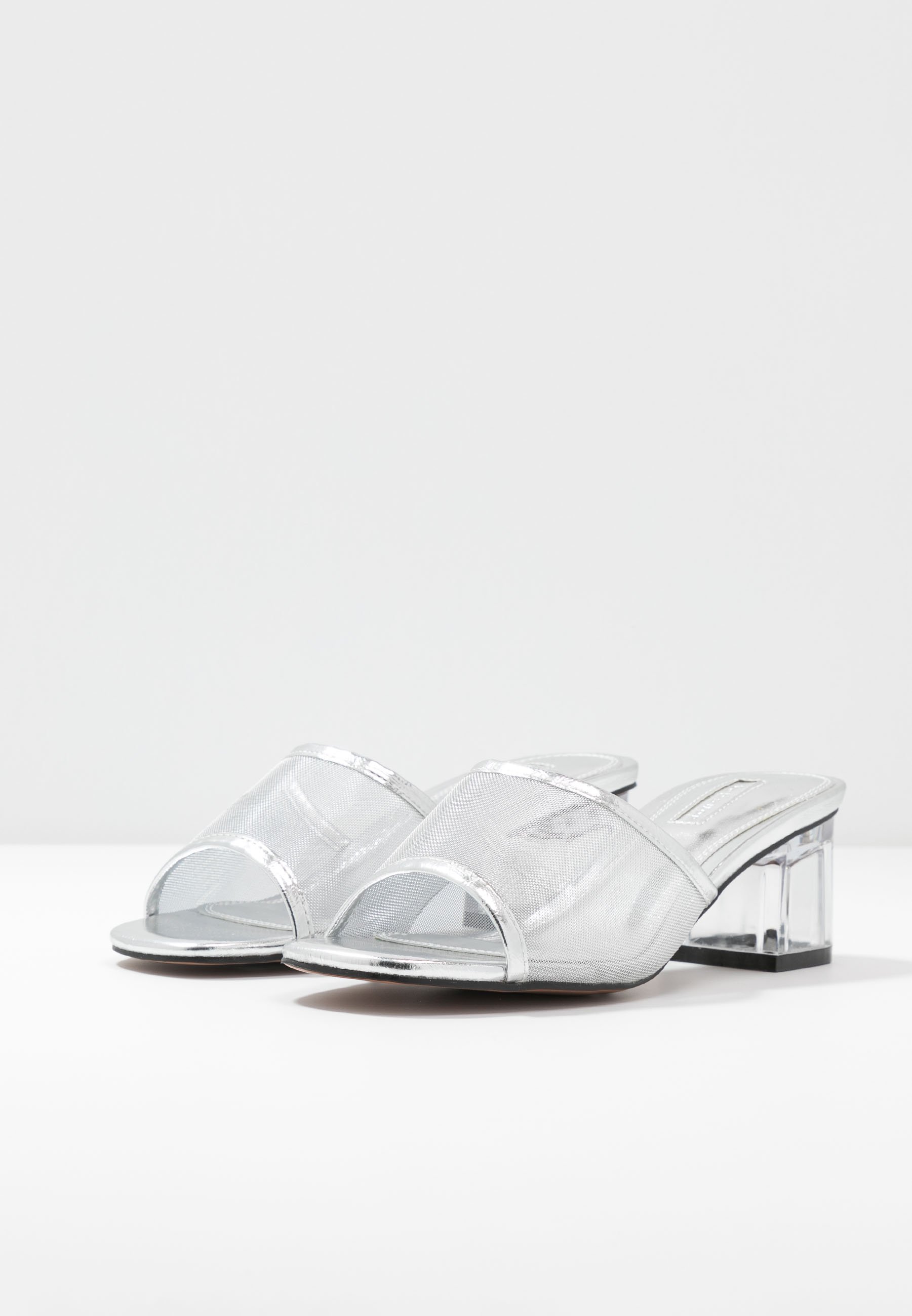 DUSTY PERSPEX MULE Slip ins med klack silver DUSTY PERSPEX MULE Slip ins med klack silver