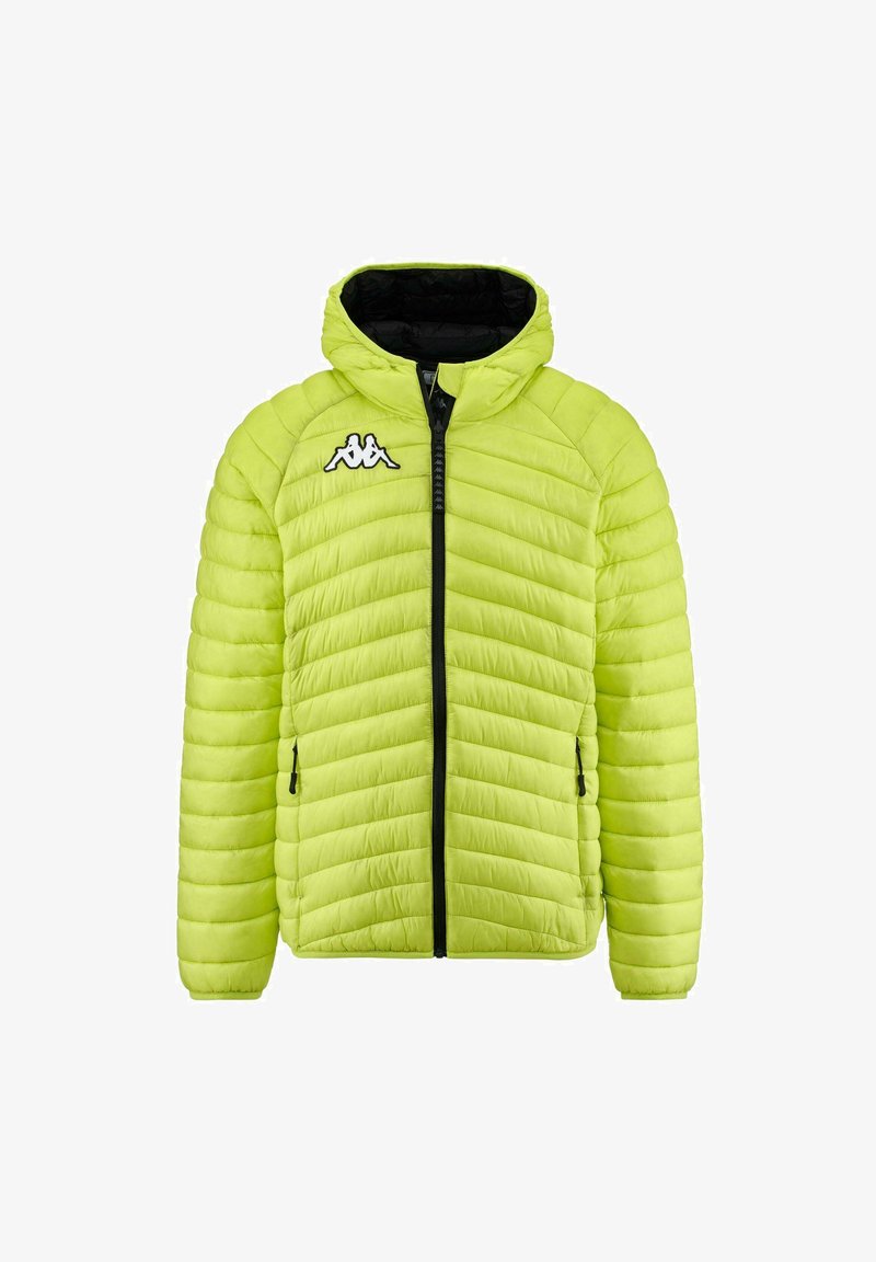 Giacca puffer verde lime con cappuccio, dotata di una cerniera nera e tasche laterali. Logo Kappa in bianco ben visibile nell'area del petto sinistro.