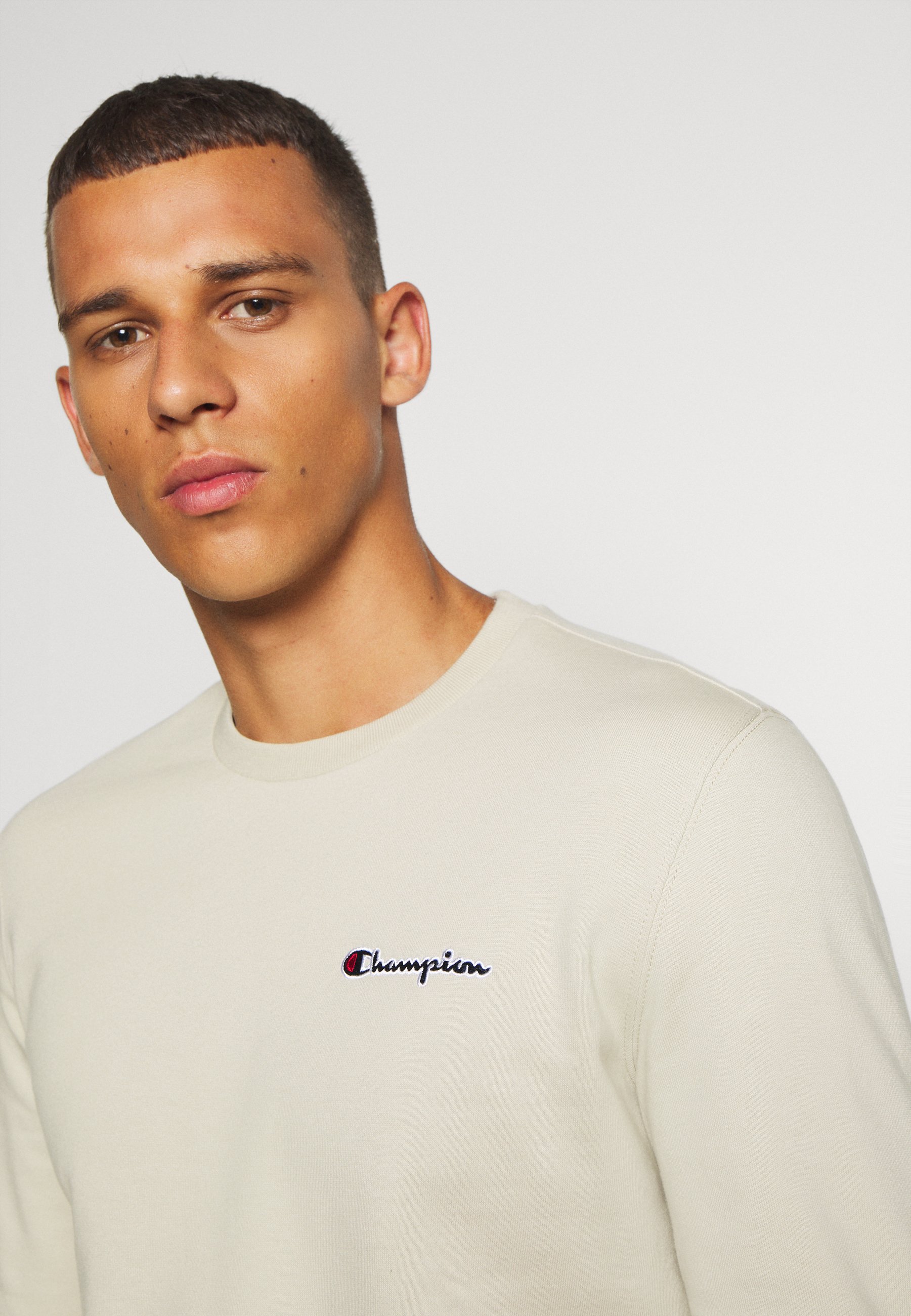 Champion ROCHESTER CREWNECK Sweater beigeBeige Zalando.nl Champion ROCHESTER CREWNECK Sweater beigeBeige Zalando.nl