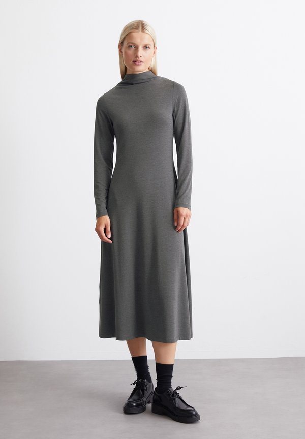 LONG SLEEVE - Jersey dress3