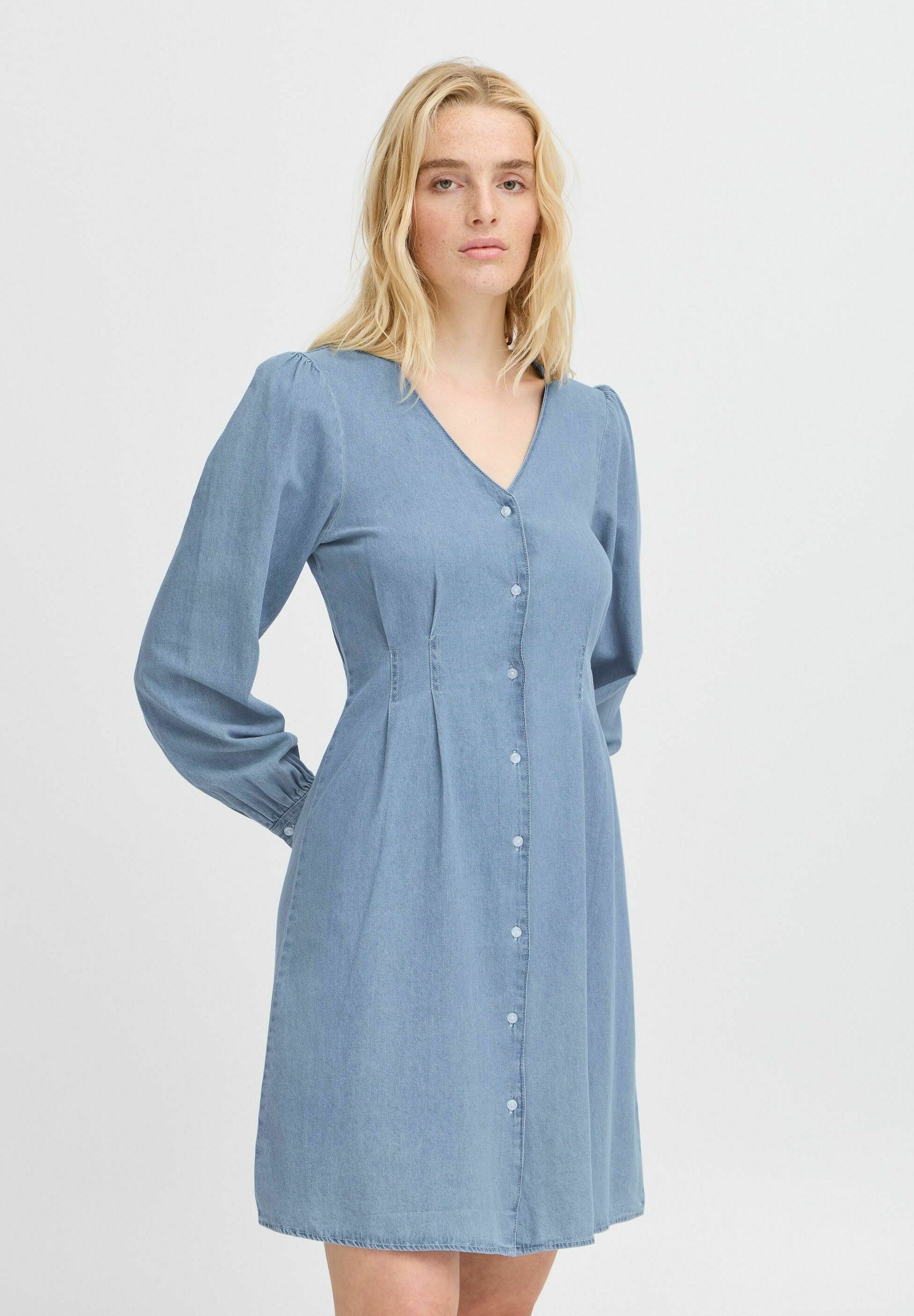 ICHI IHARCHER - Denim dress - light blue washed/blue - Zalando ICHI IHARCHER - Denim dress - light blue washed/blue - Zalando