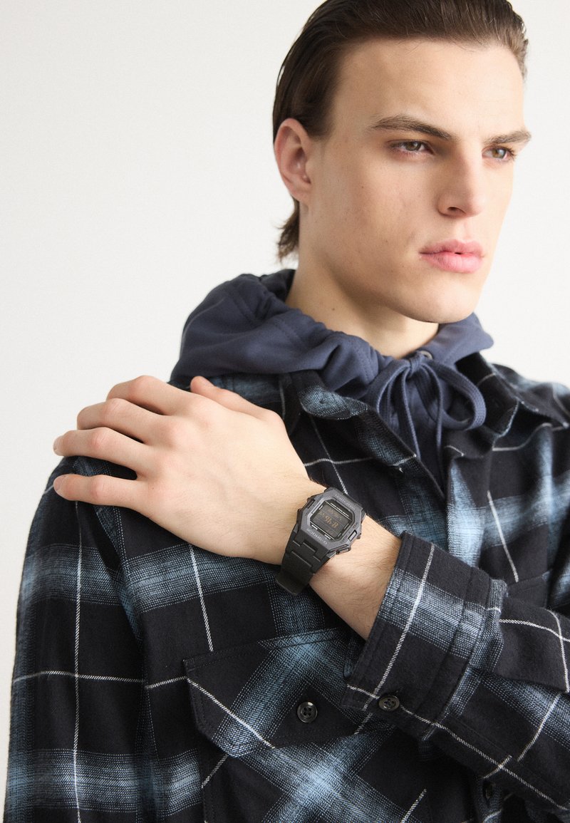 Orologio Casio G-SHOCK GA-400-1AER