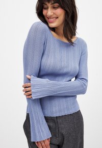 Neule - light blue