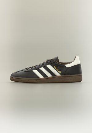 HANDBALL SPEZIAL UNISEX - Trainers - brown/core white/earth strata