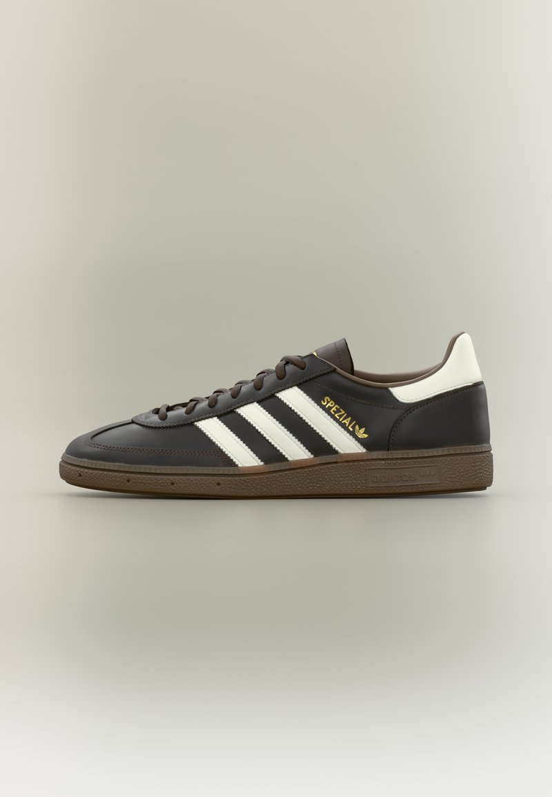 adidas Originals HANDBALL SPEZIAL brown/core white/earth strata/dark brown
