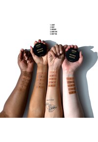 NYX Professional Makeup MATTE BODY BRONZER - Bronzer - 1 light