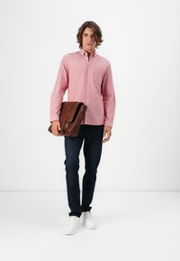 TOM TAILOR OXFORD  - Majica - samba red chambray