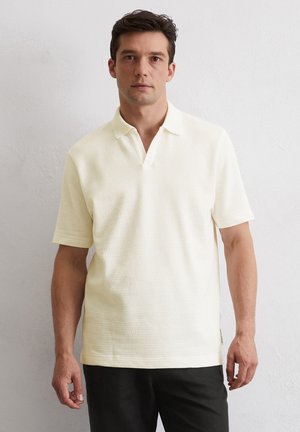 DFC REGULAR MIT FEINER STRUKTUR - Poloshirt - egg white
