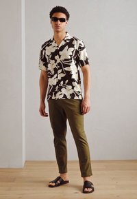 Lindbergh RESORT COLLAR  - Overhemd - black