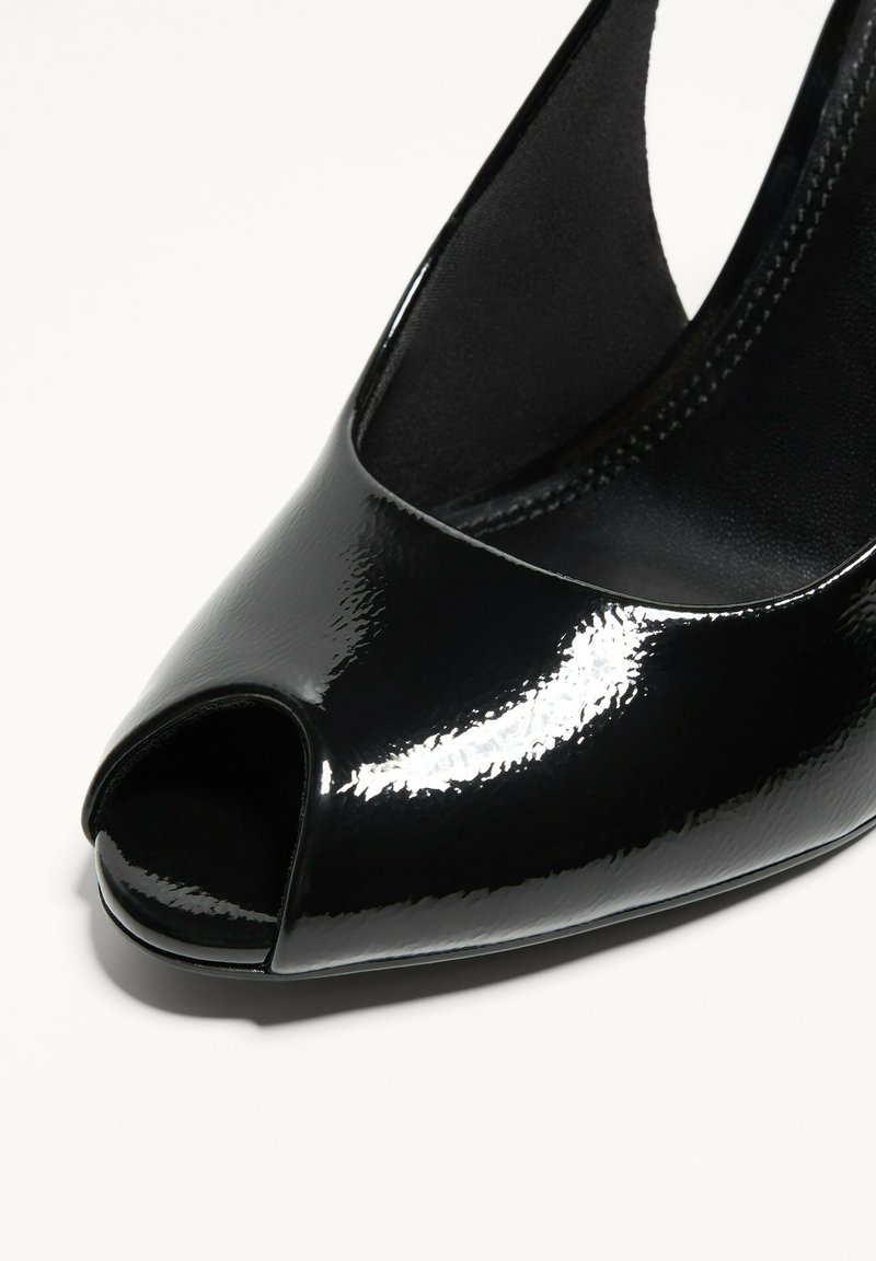 Talons Noirs Bout Ouvert - White House Black Market - Taille 8.5 - Hauteur 3-4 Pouces