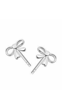 Srebrne kolczyki w kształcie łuku z polerowanym wykończeniem. Posiadają skomplikowany wzór pętli i prosty trzpień. Lekki, elegancki dodatek.