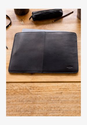 Gusti Leder LUKE 15" - Laptoptas - schwarz