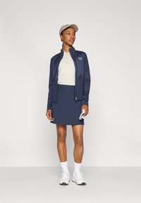 EA7 Emporio Armani GOLF PRO  - Běžecká bunda - blue