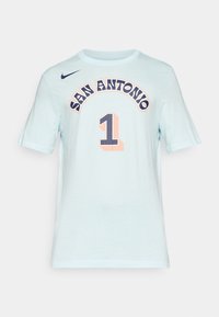 Svetlomodré bavlnené tričko s potlačou "SAN ANTONIO" a číslom "1" v námorníckej a broskyňovej farbe, krátke rukávy, okrúhly výstrih.