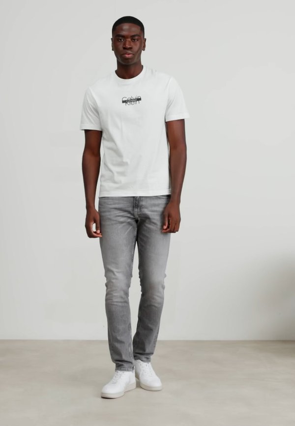 CUT THROUGH LOGO - Print T-shirt3