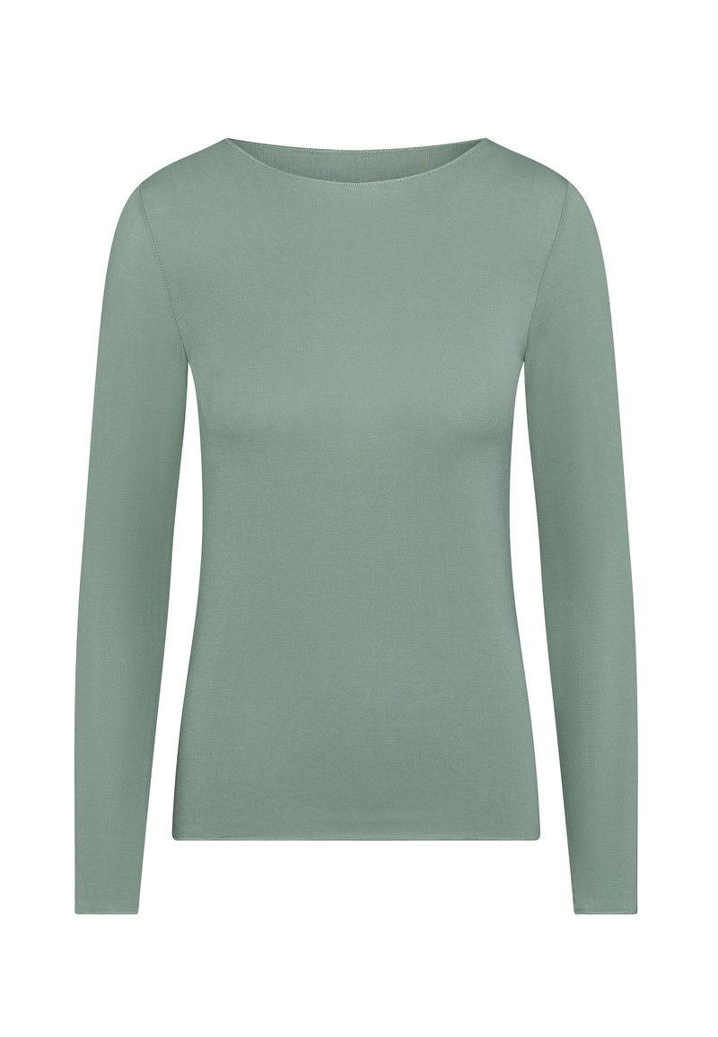 Langærmet top in gedempt groen, gemaakt van zachte stof, met een brede ronde halslijn en een slim-fit silhouet. Gladde textuur, geen patronen.