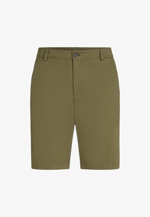 Alyvuogių spalvos šortai pagaminti iš tekstūruotos medžiagos, turi lygų priekį, diržo kilpos ir vieną mygtuko užsegimą. Kelio ilgio dizainas.