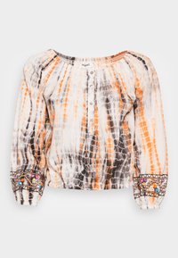 Biała bluzka z pomarańczowym i czarnym wzorem tie-dye. Posiada okrągły dekolt, zapięcie na guziki oraz haftowane mankiety z kolorowymi akcentami.