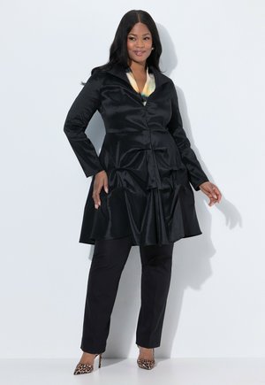 PLEATED PEPLUM  - Korte frakker - black