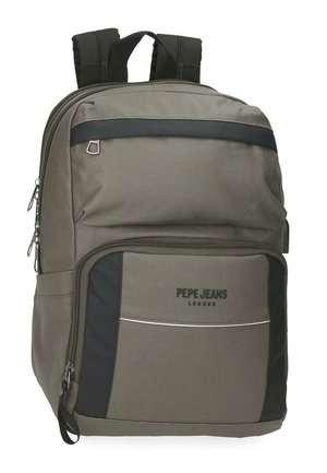 Zaino Pepe Jeans London grigio e nero con più scomparti con cerniera e spallacci imbottiti.