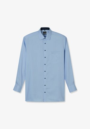 Hellblaues Langarmhemd mit klassischem Kragen, schwarzen Knöpfen und einer einzelnen Brusttasche. Strukturiertes Gewebe mit dezenten vertikalen Streifen.