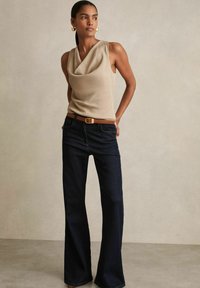 Reiss LYRA COWL-NECK - Top - camel
