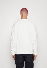 New Balance Sweatshirt - off-white