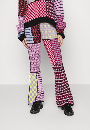 STITCHED FLARES - Trousers - multicolored