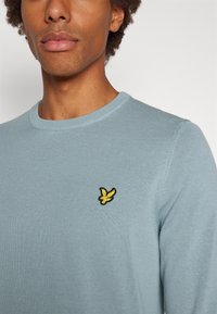 Lyle & Scott CREW NECK  - Maglione - slate blue